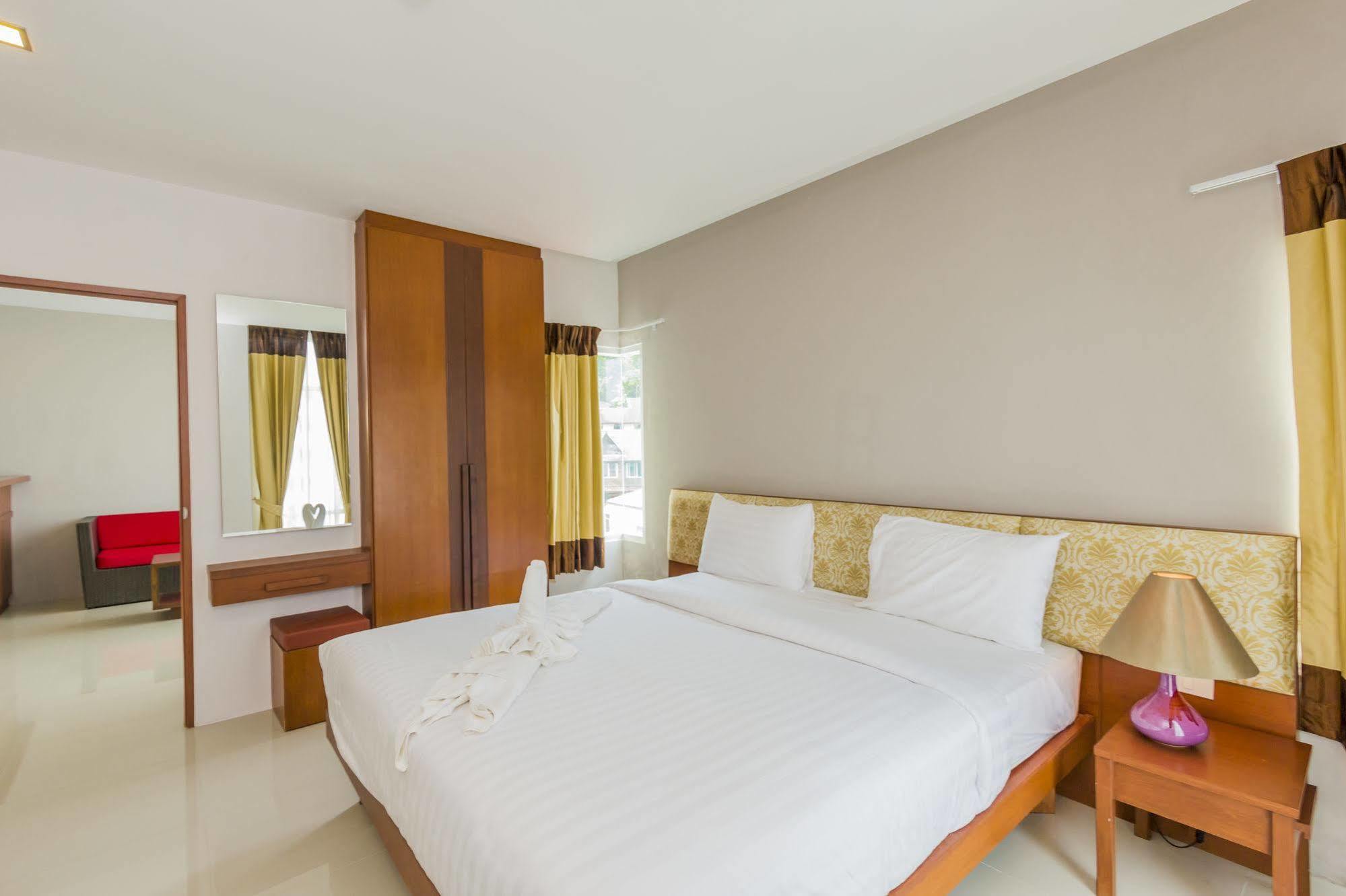 Baan Lukkan Patong Resort Пхукет Экстерьер фото